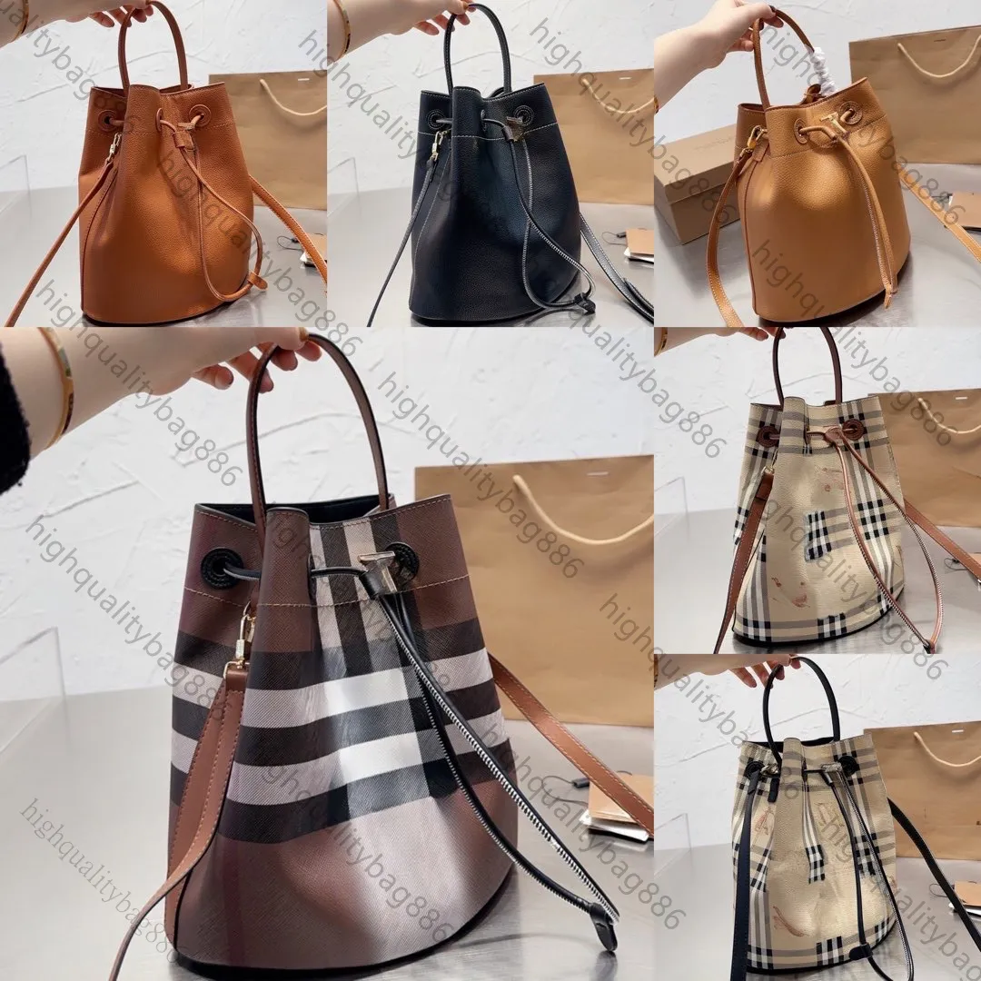 High quality designer bag Woman Bucket bag fashion handbag Adjustable and removable shoulder strap Pull the rope open and close tartan polyurethane Crossbody bag