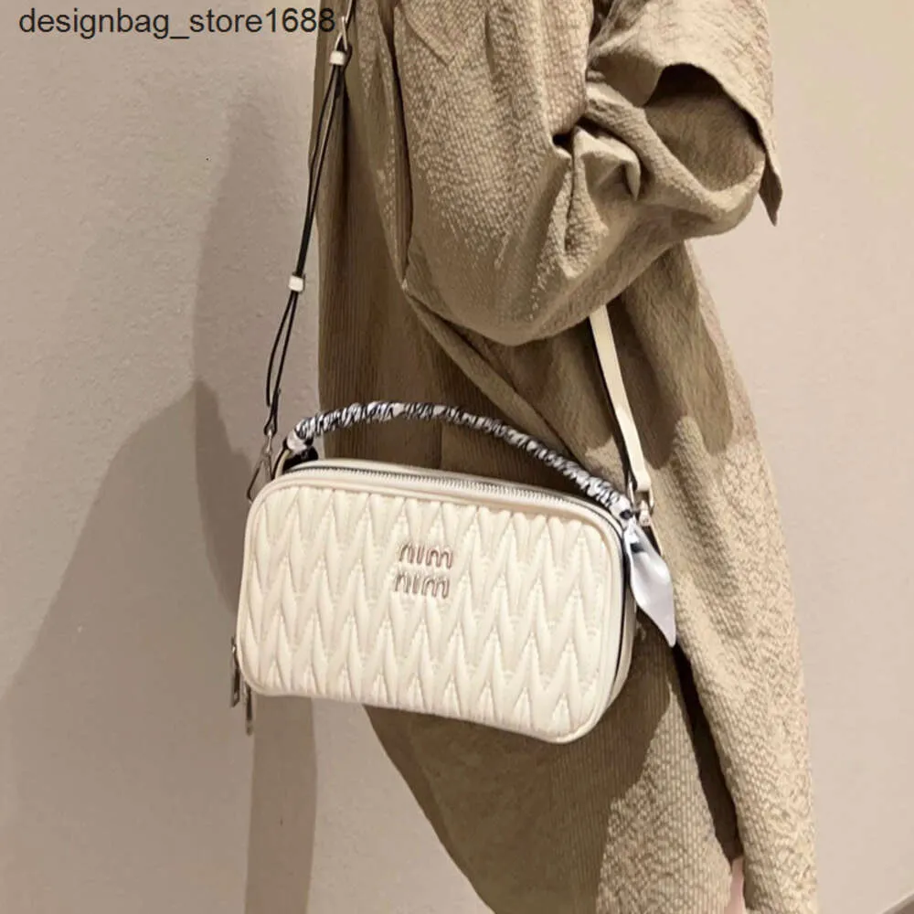 Store Shoulder Bag Export 75% Discount Wholesale Popular for Women 2024 New Trendy Pleated Fashion Single Portable Crossbody