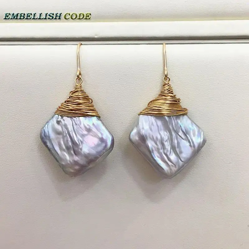 Boucles d'oreilles en peluche 2024 Fabrication émouvante Faire des perles gris clair Grow-plaqué oreille d'oreille grande taille Baroque Perle Block Square Shape Fot Gift