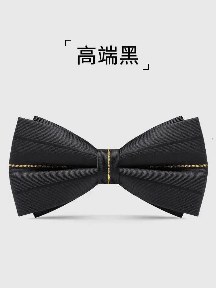 Abito Nero E Papillon Con Papilla Formale Uomini Accessorio Da