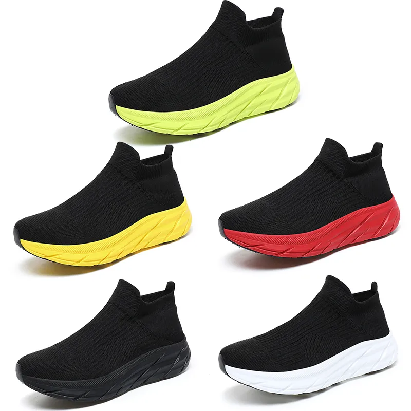 Designer Running Shoes Mulher Man Homem Branco Verde Verde Verde Amarelo Amarelo Esposto Mens Treinadores Esportistas Gai