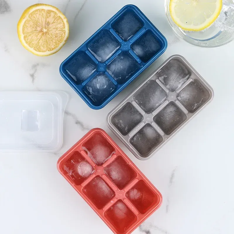 Silicone Ice Cube Maker con tapas Mini Cubos de hielo Molde cuadrado Herramientas de hielo Herramientas Accesorios Moldeo de hielo