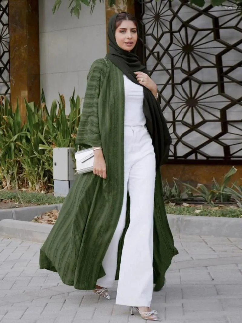 Etniska kläder 2024 Fashion Muslim Kimono Abaya Solid randig retro cardigan mantel Dubai Mellanöstern Saudiarabien Eid kläder