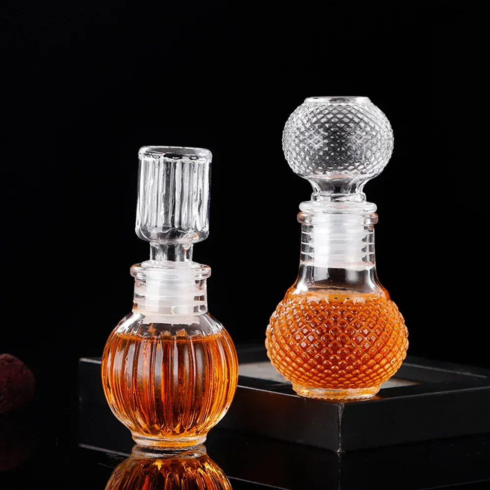 50 ml Whiskyglas Flaschenflaschen für Alkohol Wein Französisch geschnitzte Parfümhonig Jar Mini Container Aufbewahrung Hochzeit handgefertigtes Geschenk