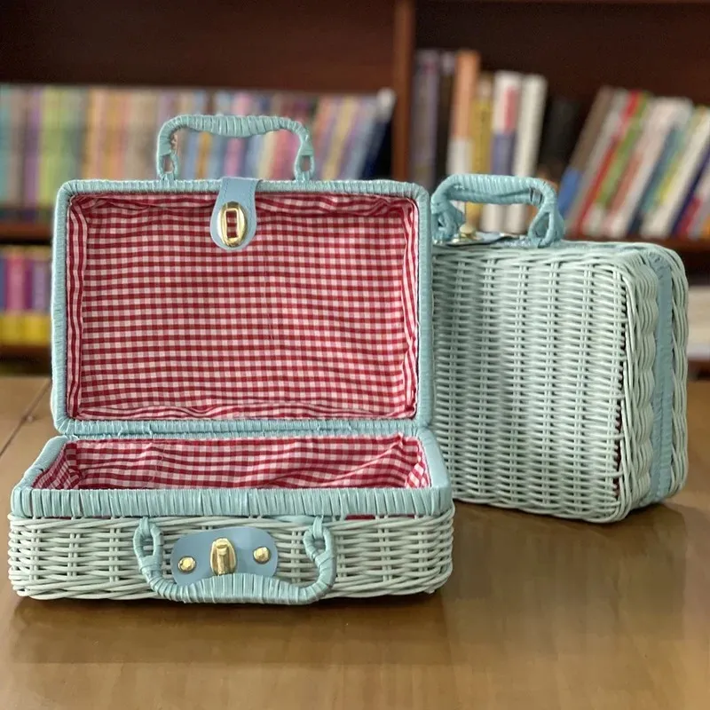 Cosmetic finishing rattan box retro props rattan suitcase PP woven rattan storage box make up organizer box jewelry organizer