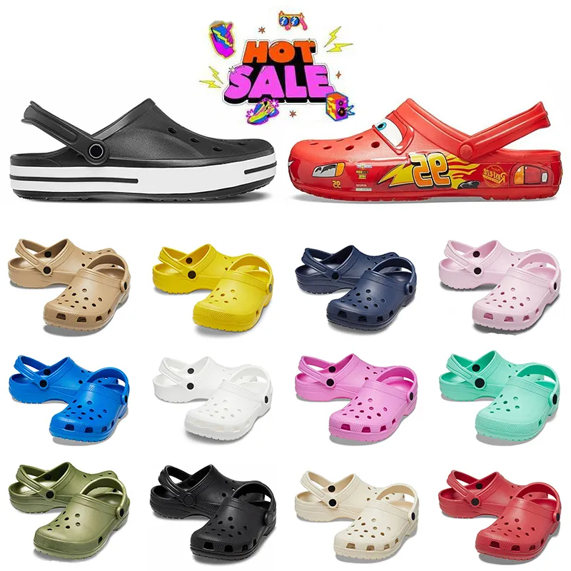 Beach Classic Kids Crocc Sandals Famous Designer Women Mens Cros Charms Slides Cross-tie Buckle Rubbers Platform Waterproof Slippers Black White Pink Red Sandale