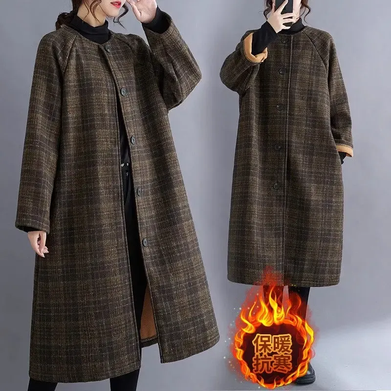 Abbigliamento esterno vintage per donna Giacca 2023 Nuovo autunno e peluche invernali addensati in stile sciolto con lana a vento a vento Z3643