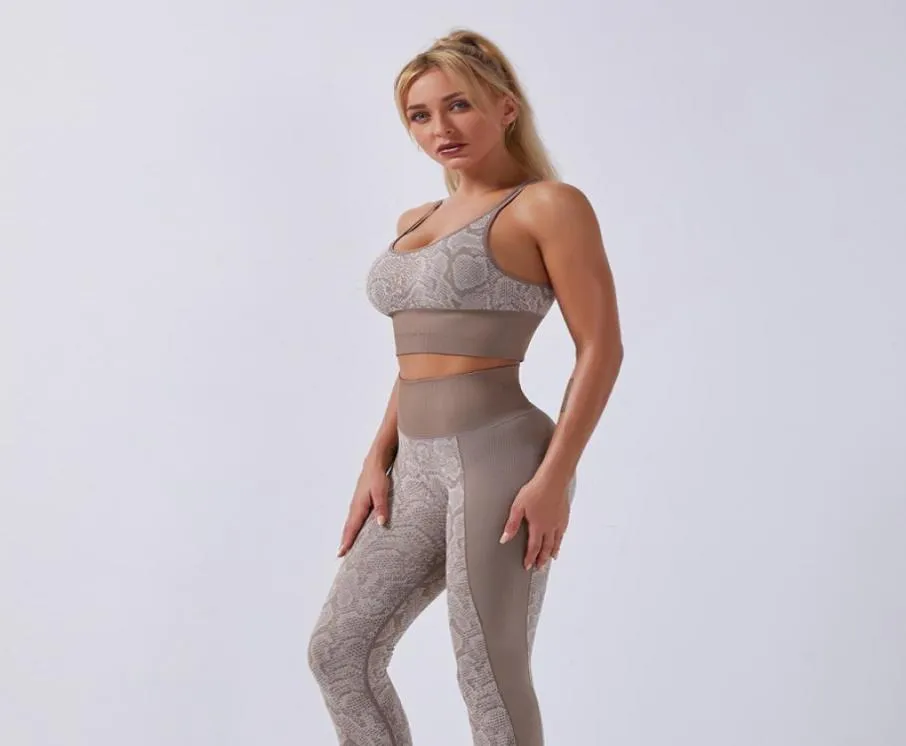 2 stycken Kvinnor Sömlös Yoga Tryckta sportdräkter Sport BH Hög midja Fitness Legings Gym Set Sportswear Workout Clothessoccer6895348