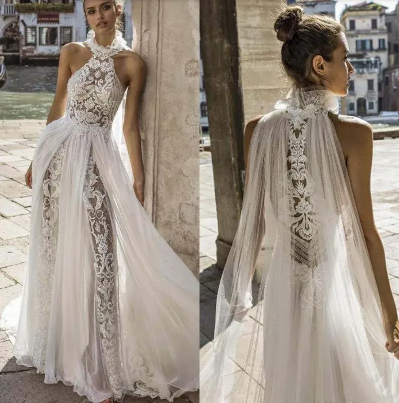 2024 Bohemiska bröllopsklänningar Halter Neck ärmlösa spetsapplikationer Sexig a-line brudklänningar strand rygglös boho bröllopsklänning