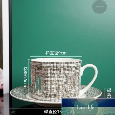 Modemärke Bone China Coffee Cup Set European Liten Top Luxury Afternoon Tea Set utsökta kaffesatser grossist