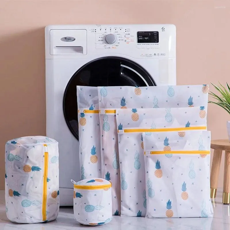 Sacs à linge utiles pour les chaussettes de soutien-gorge protégeant avec une fermeture à lavage à lavage kit