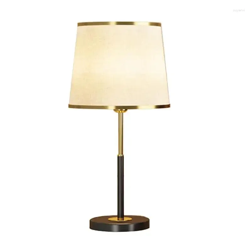 Lampes de table lampadaire en métal lampe de chambre à coucher de chambre à coucher étude de décoration de canapé créatif moderne