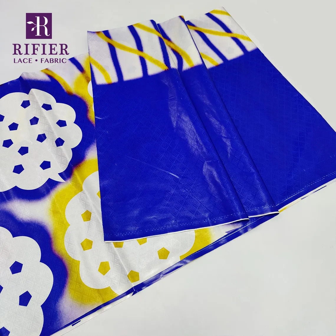 Africain imprimé Bazin Riche tissu motif de fleurs imprimé dentelle de bazin brillant pour les femmes de mariage habille en dentelle tissu