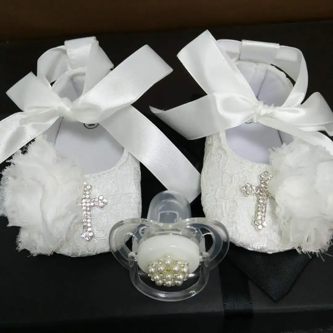 Кроссовки в долларах Крещение Крещение Крышками для малышей бутик -мочи для девочек обувь для девочек с бриллиантами на день рождения подарка на день рождения подарка