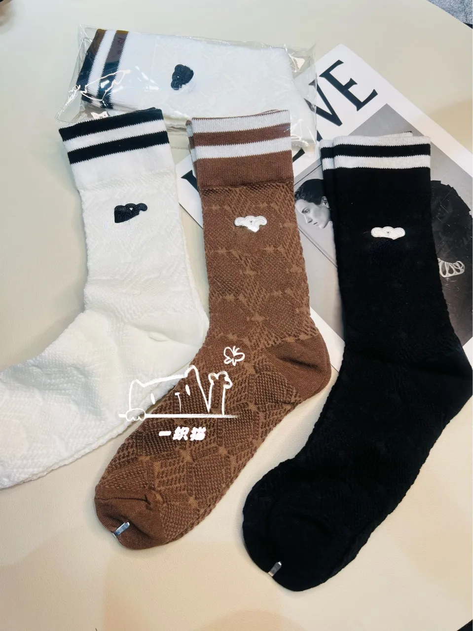 Striped Color Matching Socks Black and White Solid Color Mid-Calf Length Sock for Women Ins Internet Celebrity Wear Fashionable Sock Personalized Socks