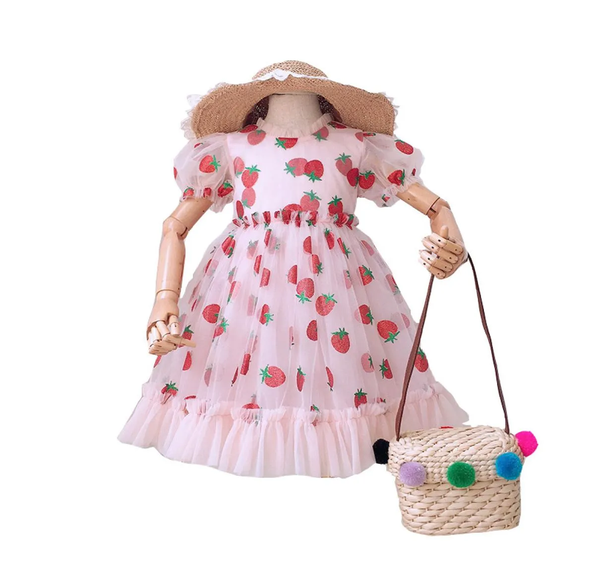 Ins Girls Speecins Strawberry Gauze Dresses Summer Children Piff Shorts Sleeve Tulle Dress Kids vneck Princess ClothingA64959383597