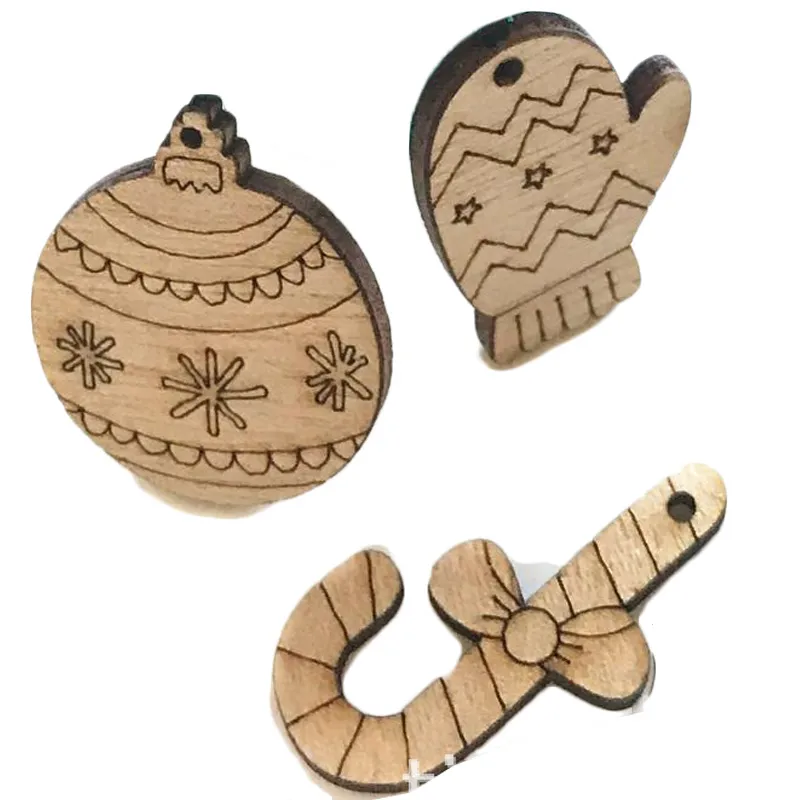 50 stks 25-35 mm Natuurlijke houten chip ornamenten Kerstmis Hangdecor met gat scrapbooking verfraaiingen diy ambachten