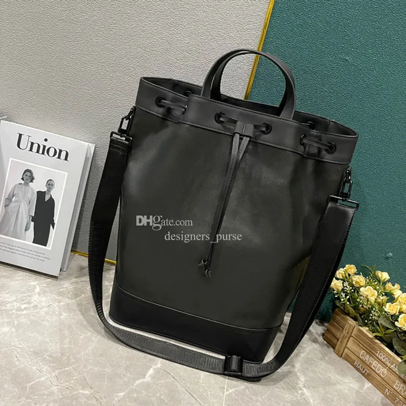 Designers högkvalitativ handväska man mode axelväska klassisk läder handväska lyx svart blommkvinna crossbody väska