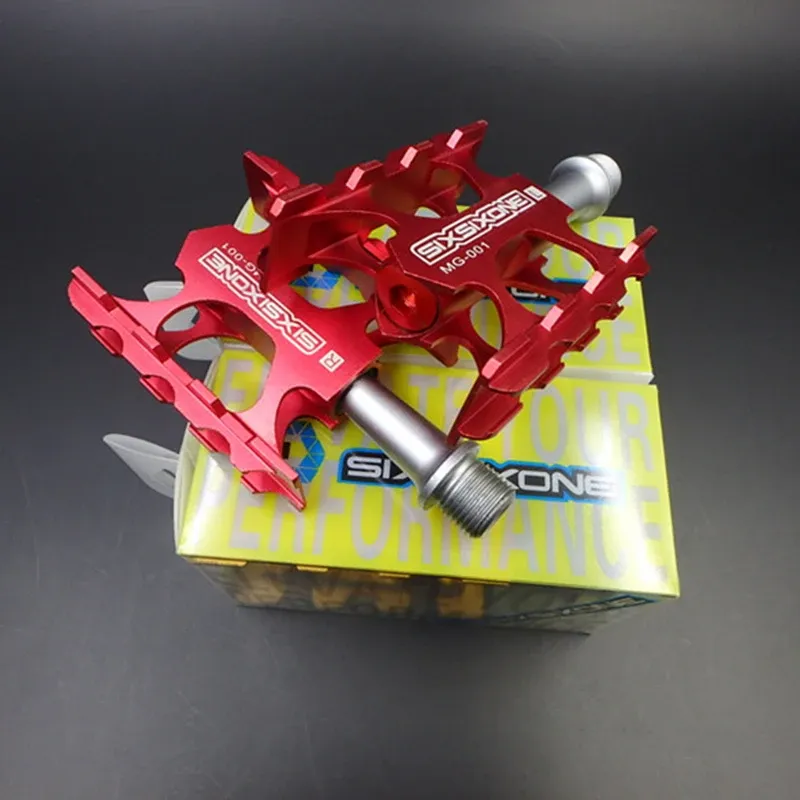 Durable CNC Aluminum Alloy Bike Pedals Sealed Bearing Platform