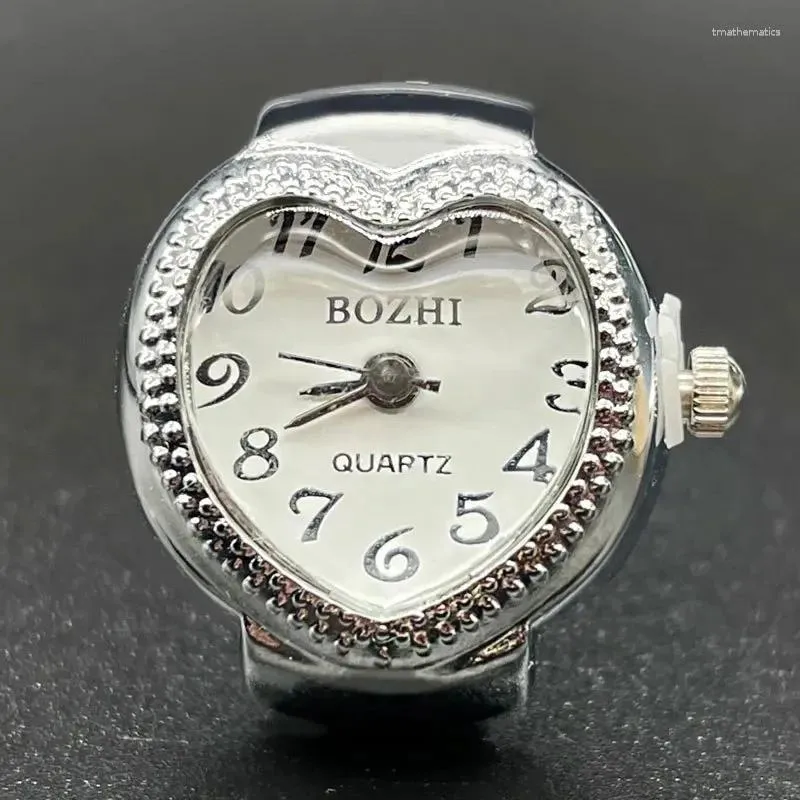 Polshorloges 100 stcs/lot verkopen vinger horloges hartvormige mode dames cadeau horloge ring groothandel