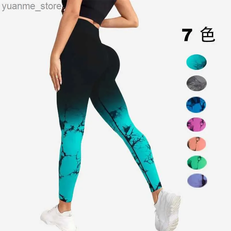 Des tenues de yoga ensemble de yoga sans couture avec un pantalon de yoga teint de cravate et des legas de yoga à gradient à taille haute Y240410