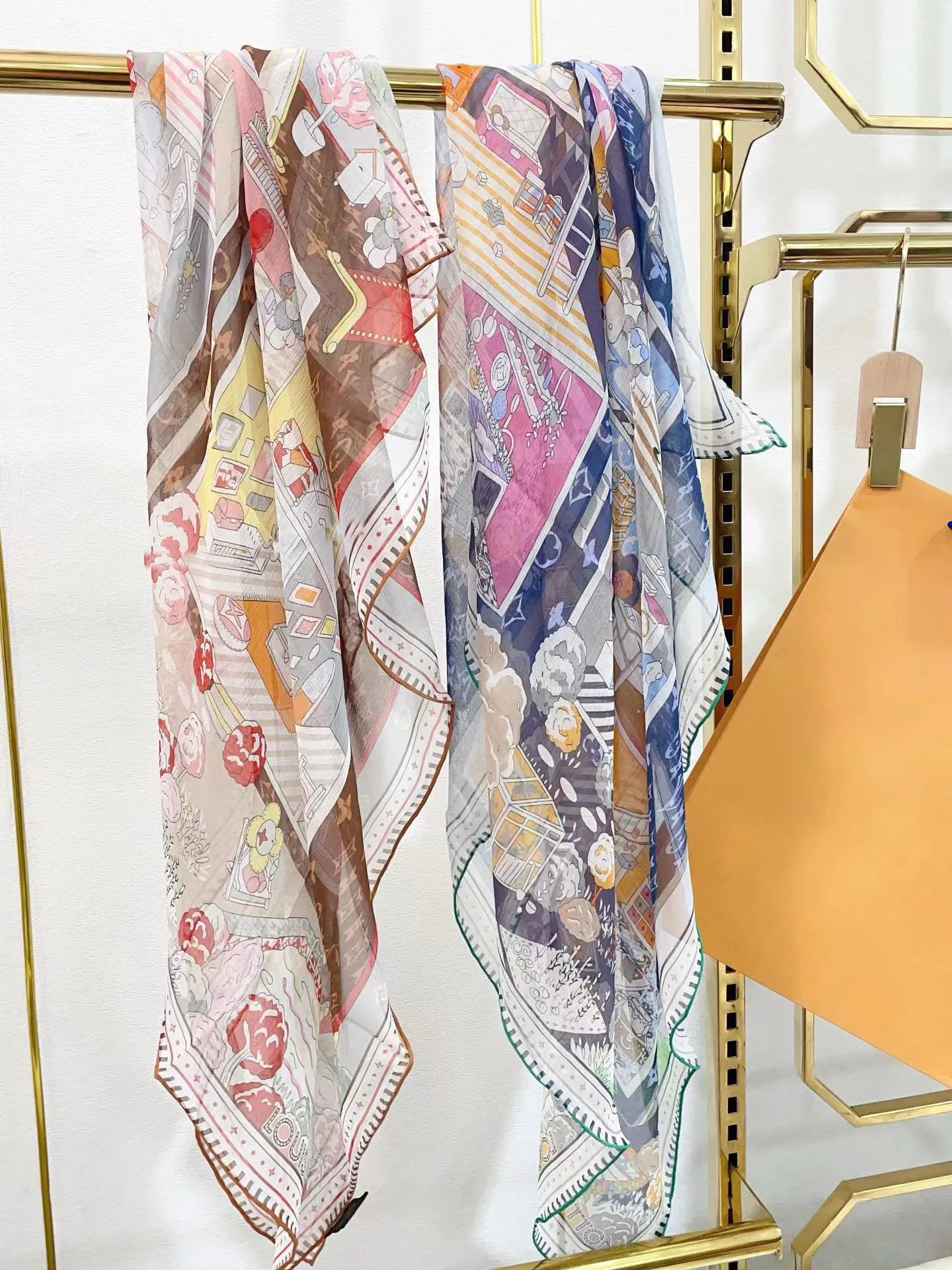 Top Designer Print Silk Scarf Headband for Women men Luxe Fashion Long Handle Bag Scarves Paris Shoulder Tote Luggage Ribbon Head Wraps turban giftsquare scarves