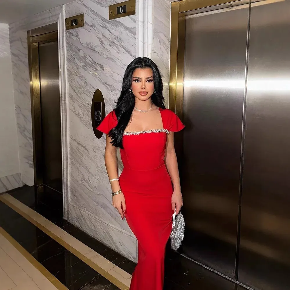 strapless open back dress Plus Size Side Split Dress (Red) Cruise, Formal, Black-Tie, Ball, Prom –  Redcarpetdresses.co.uk