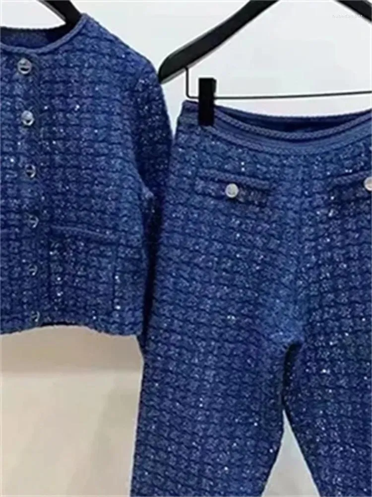 Pantaloni da donna 2024 Donne Set di paillettes da asciugatura da donna o manica lunga a gamba a petto single a petto