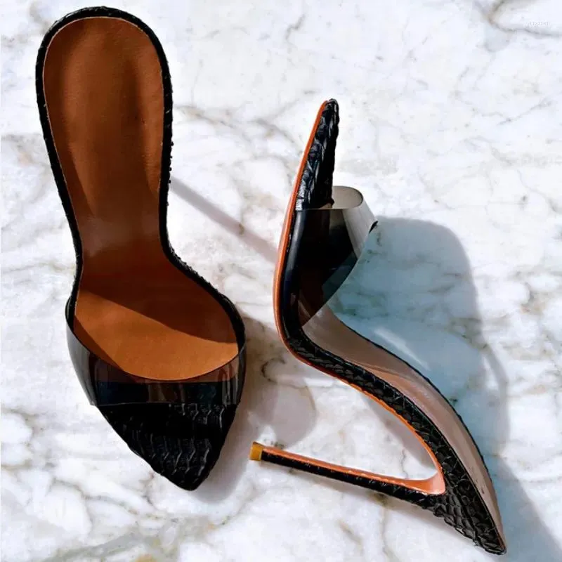 Slippers الفاخرة مدببة إصبع أخمص القدمين البغال الخنجرات عالية الكعب للنساء للنساء في الصيف Slingback Dress Designer Party Shoes