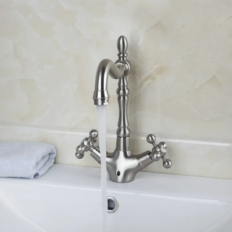 Torayvino Swivel Bath Bacia Torneira Hot and Cold Water Faucet Mixer 2つのハンドルコントロールシングルホール流域蛇口シンクタップ