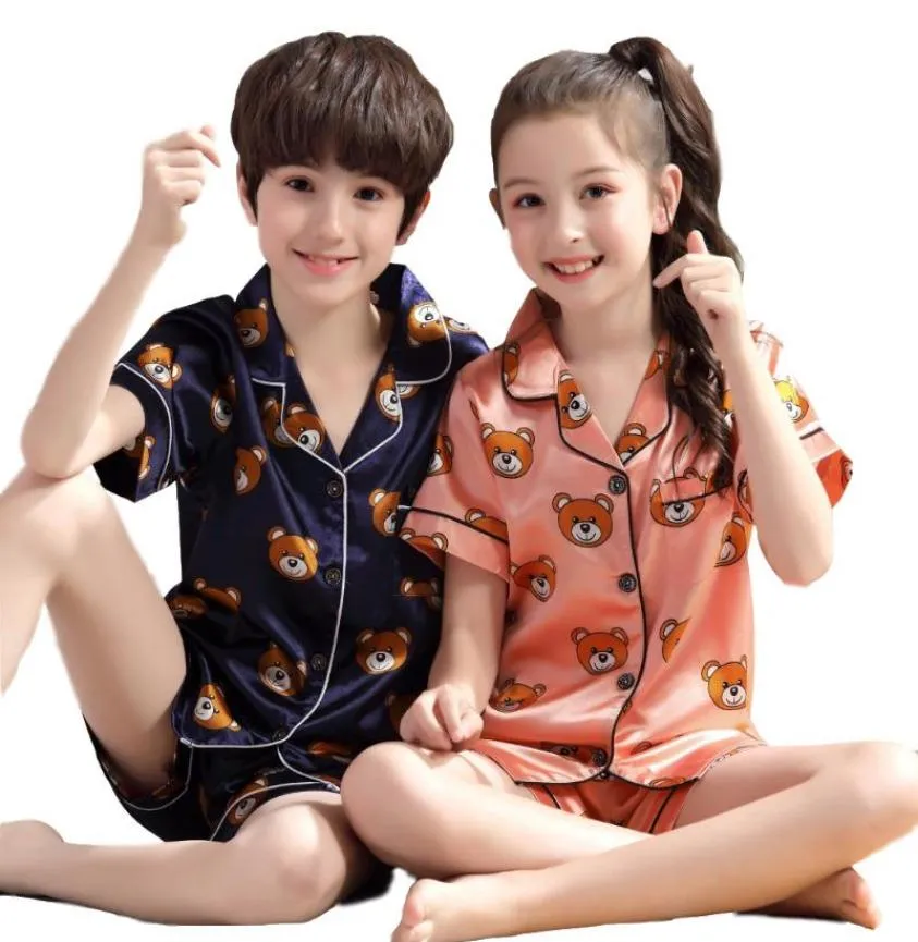 2019 new Lapel printed silk shortsleeved pajamas set girls bear cartoon children039s home wear toddler boy pajamas pjs for kid3334292