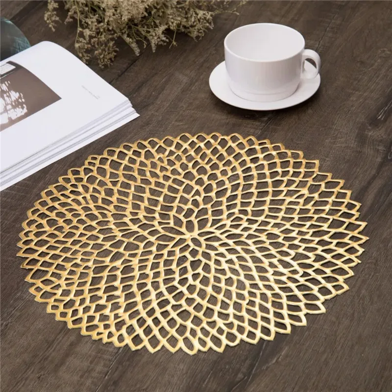 PVC Plastic Hollow Placemat For Dining Table Heat Insulation Non Slip Round Coaster Pads Table Bowl Mats Home Decor 36cm