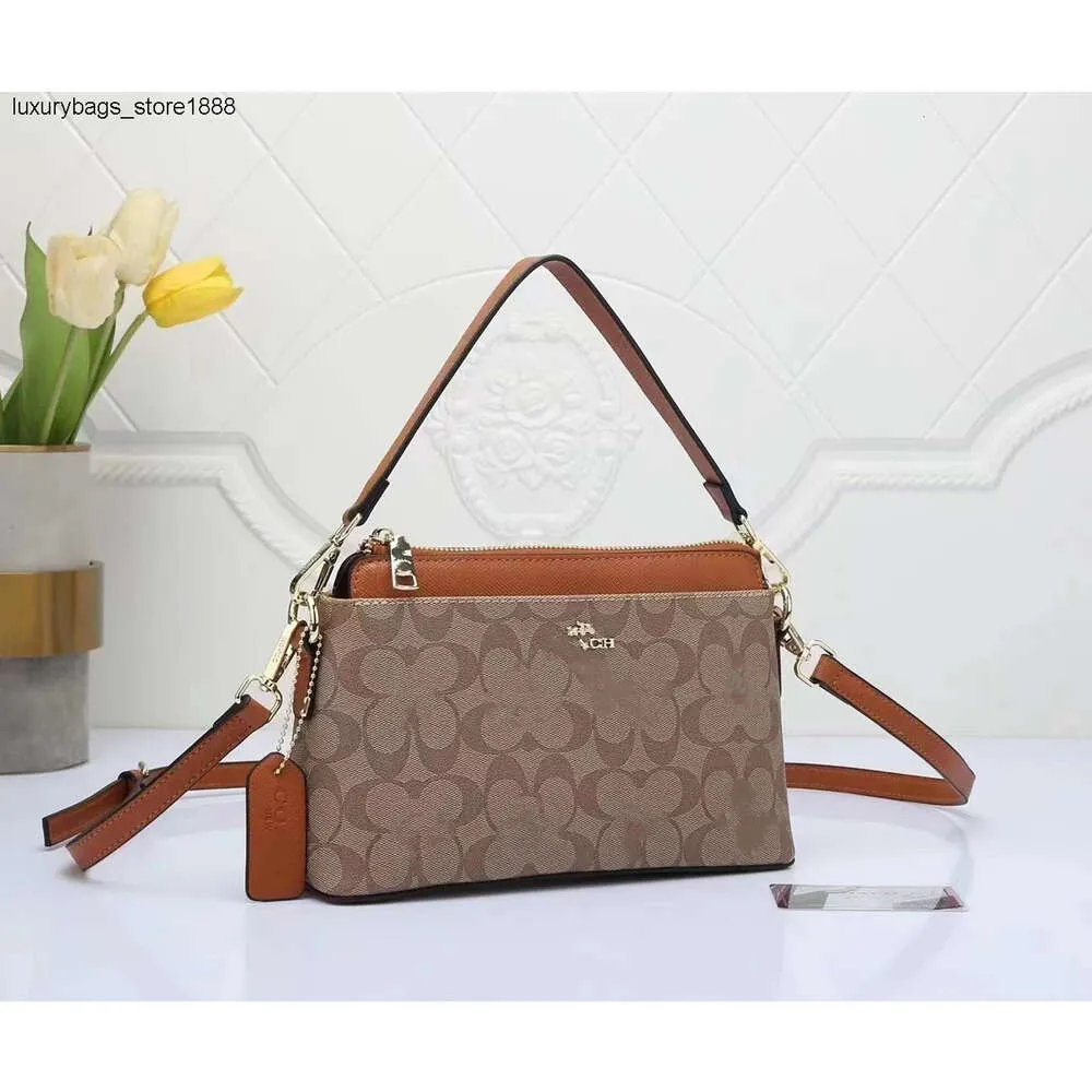 Factory Handbag American Style 75% Wholesale Discount 2024 New Womens Bag Classic Versatile Large Capacity Handheld Shoulder