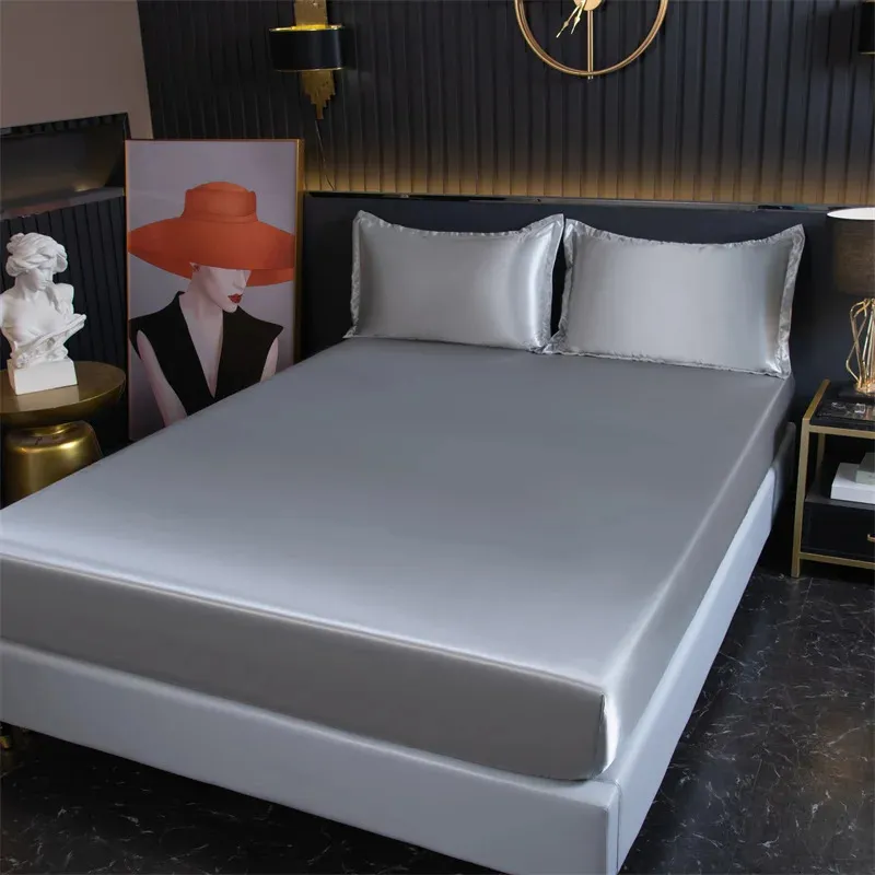 Couvercle de matelas en satin ajusté en satin de luxe avec feuille de lit de lit élastique Fiche d'ajustement Rayon 240408