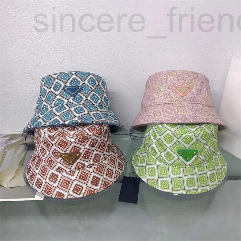 Geniş Memlu Şapkalar Kova Tasarımcısı Modaya Desenli Tasarımcı Erkek Kadın Hat Çiçek Klasik Üçgen Mektubu Yaz Açık Denim Sun Moda Sokak Kapağı B0AZ