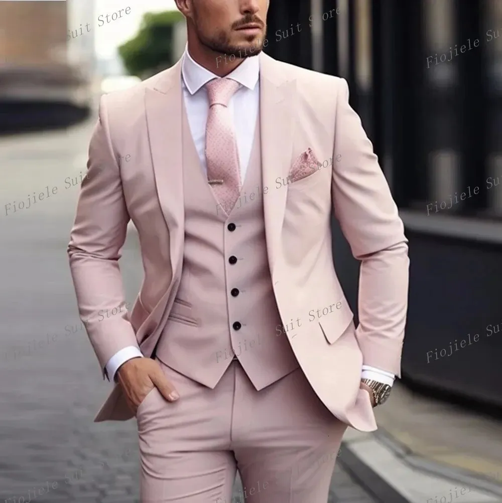 Save Big on Bulk Grooms Tuxedo Pink Pink Suit For Men Piece Set: Jacket,  Vest Pants Wedding, Party, Business Occasions Best Deals on DHgate