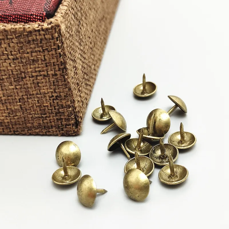 Антикварная латунная бронзовая обивка ногтя подарки для вина коробки мебели для мебели с подвижным шпильком