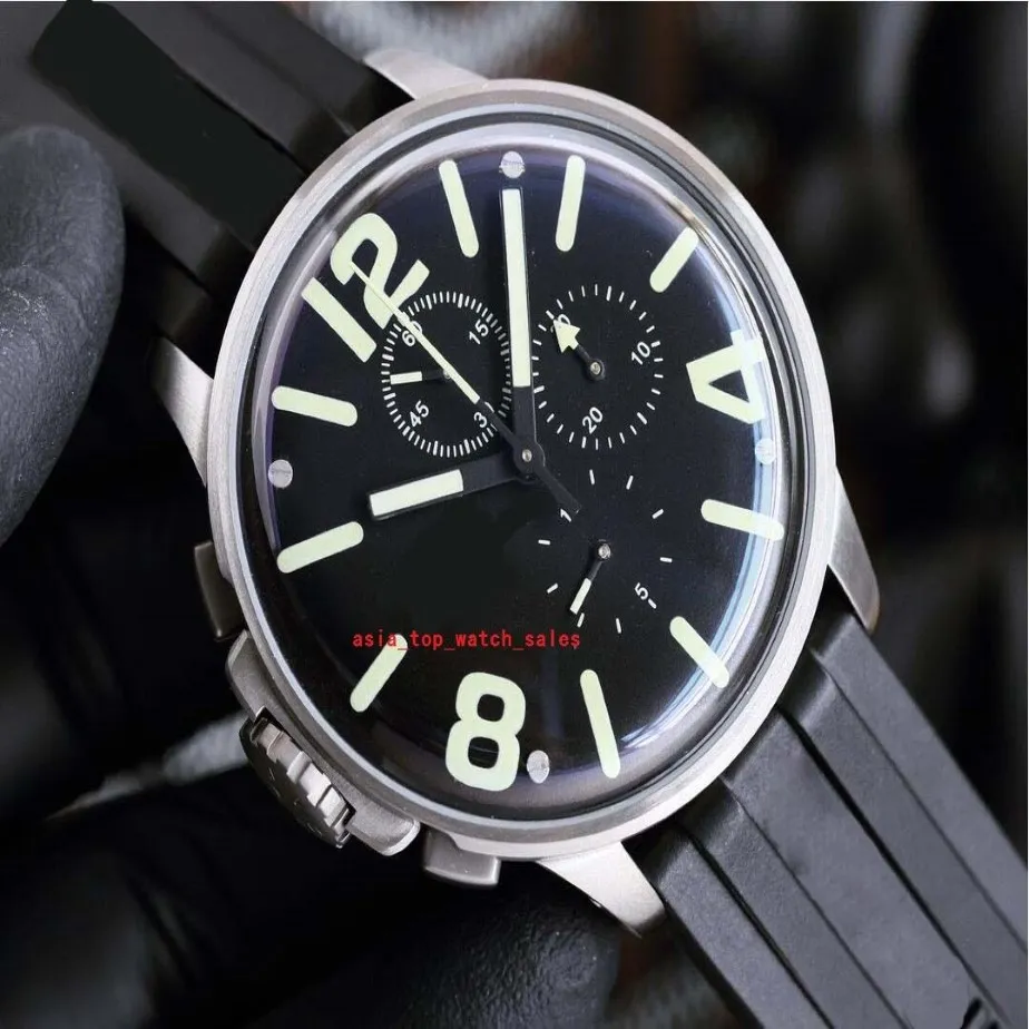 Menores de estilo de estilo clásico Muñeca de pulsera 45 mm Dial negro Japón Cronógrafo Cronógrafo Estuche de acero refinado Correa de goma premium Alta calidad 8111-2603