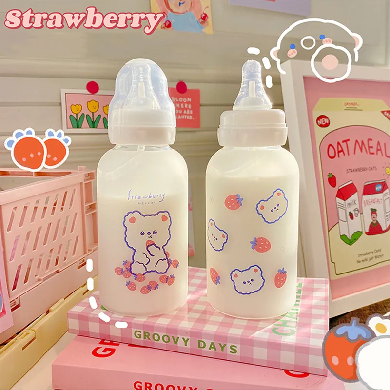 Bottiglia da acqua di vetro per orso di fragole kawaii da 320 ml calde per ragazze per bambini latte di succo di latte per adulti tazza di bere a perdita di perdite glassata