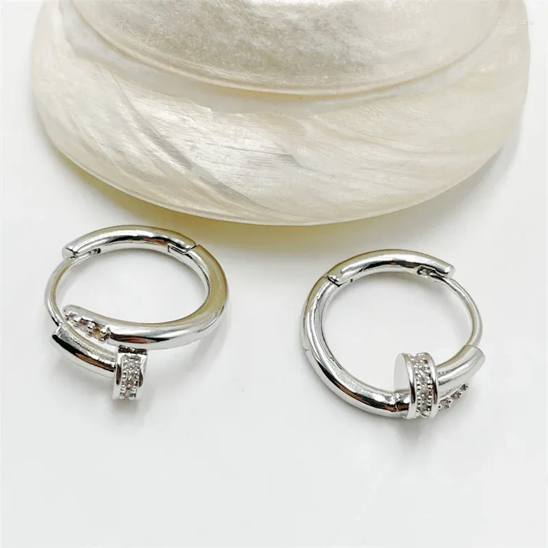 Brincos de argola 925 Brincho de círculo redondo de zircão de prata para mulheres para mulheres minimalistas jóias de jóias brilhantes eh2031