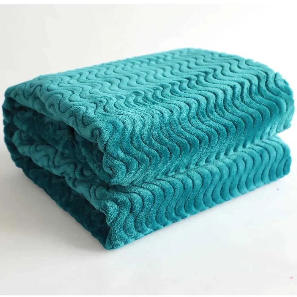 Blankets Flannel Fleece Throw Blanket Soft Wave Pattern Blanket for Cozy Warm Lightweight and Decorative for WinterBlanket
