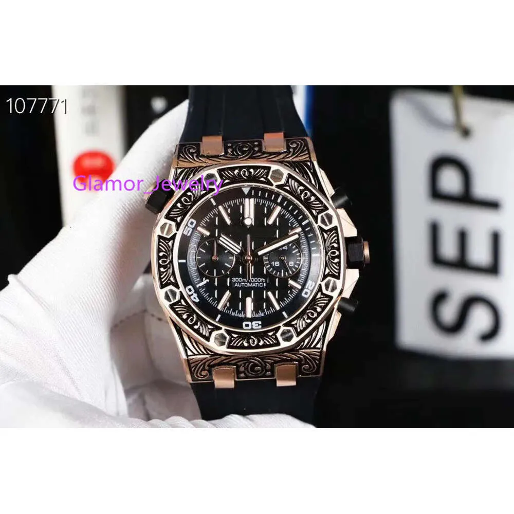 High Quality Multi-function Chronograph 45mm Quart with Hickness Mineral Tempered Mirror 316 Fine Steel Case Men Watch