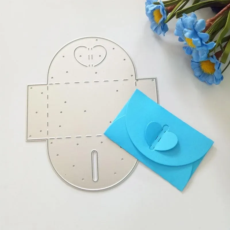 3-Piece Metal Cutting Die Set For Crafts – Heart, Star & Flower Bubble Spotty Line Designs – DIY Card Making, Scrapbooking & Paper Embossing