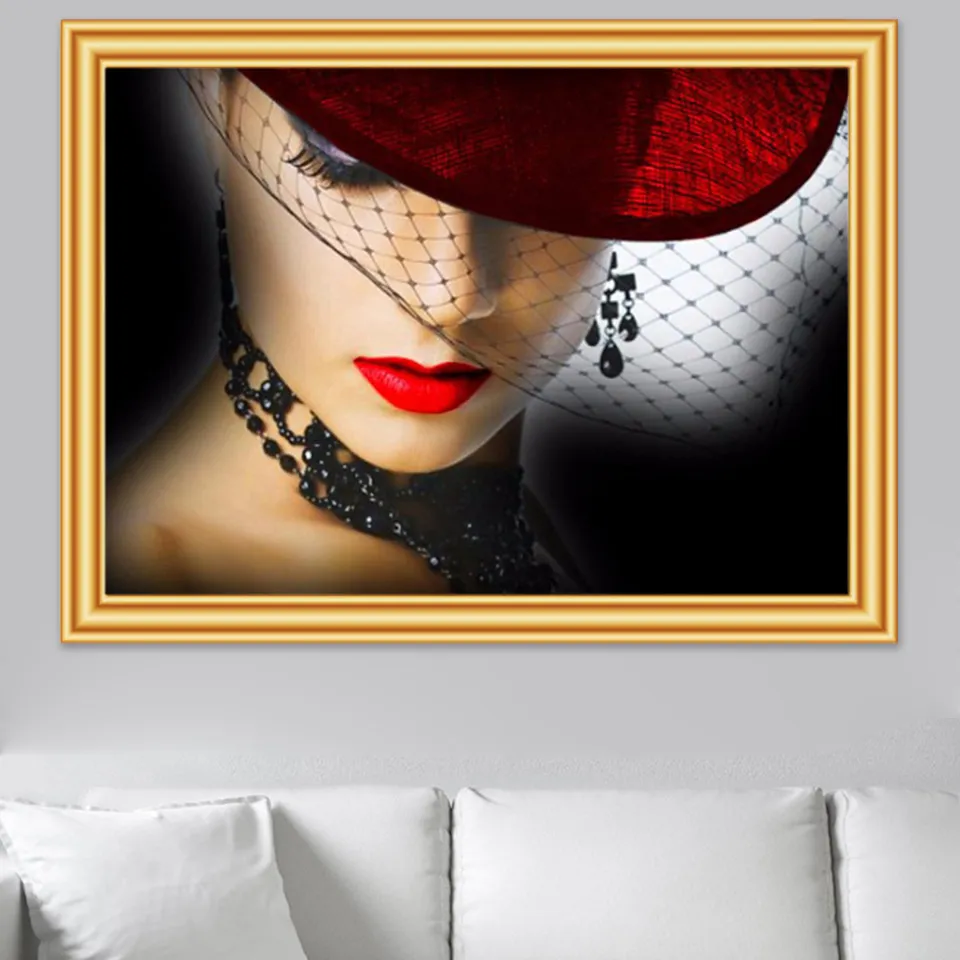 フルスクエアダイヤモンド刺繍肖像画かわいい女性レッドハット赤い唇5Dダイヤモンドペインティングラインストーンの装飾のモザイク画像
