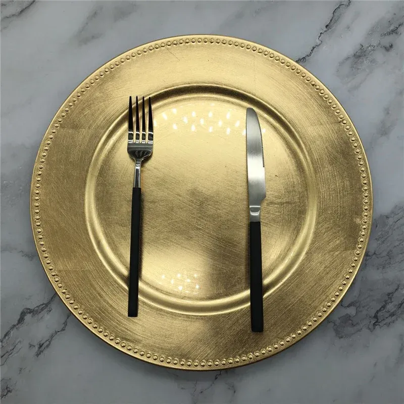 Jantar de atacado 13 polegadas de plástico de plástico dourado com pratos de carregador elegante pérola pérola salada decorativa casamento salvador de natal