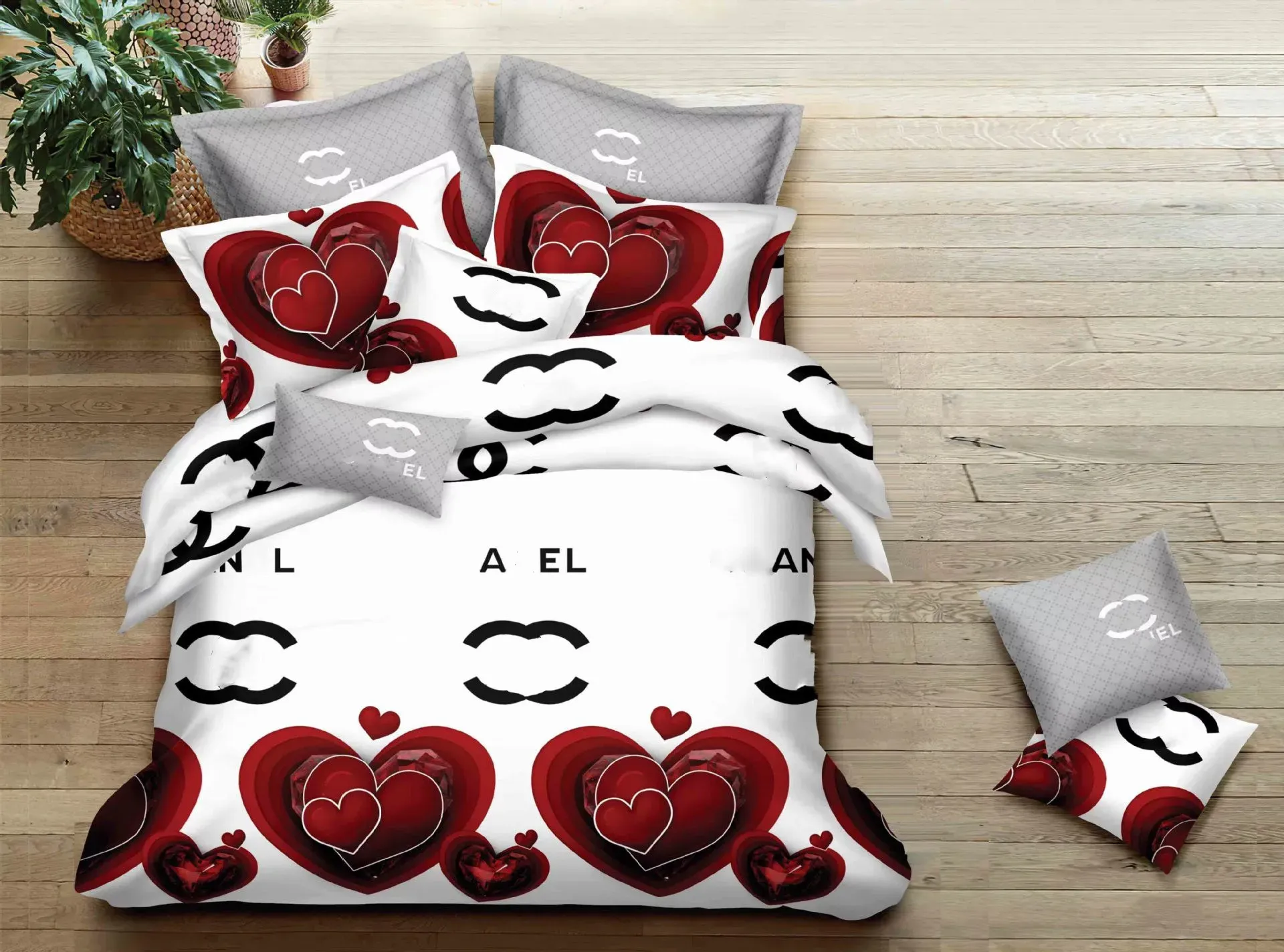 Set di biancheria da letto leggero designer di lusso classico Stampa lettere di stampa Love Copertina Quilt Cestino 4 pezzi set puro cotone comodo biancheria da letto set camera da letto