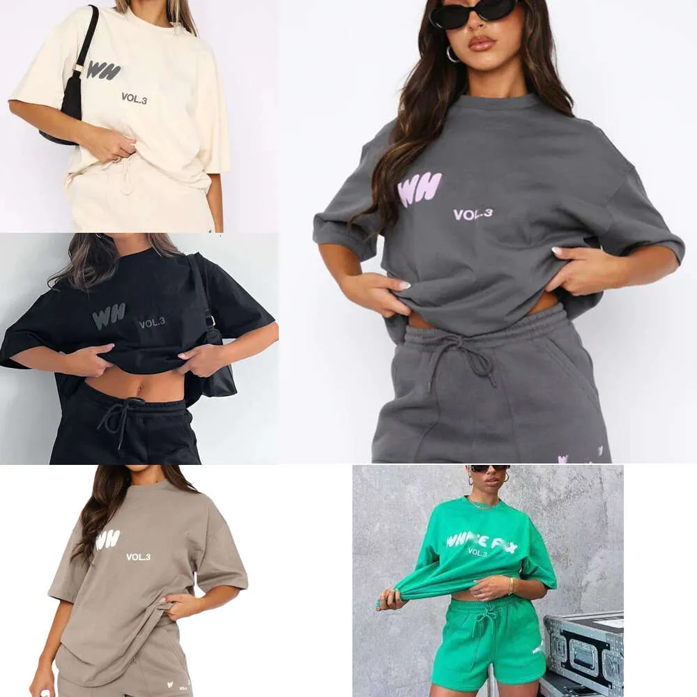 Diseñador White Women Situits Two Pieces Sets Shorts Sweatsuit Femenino Femenino Camiseta Logra de camiseta suelta Deporte Mujer ropa