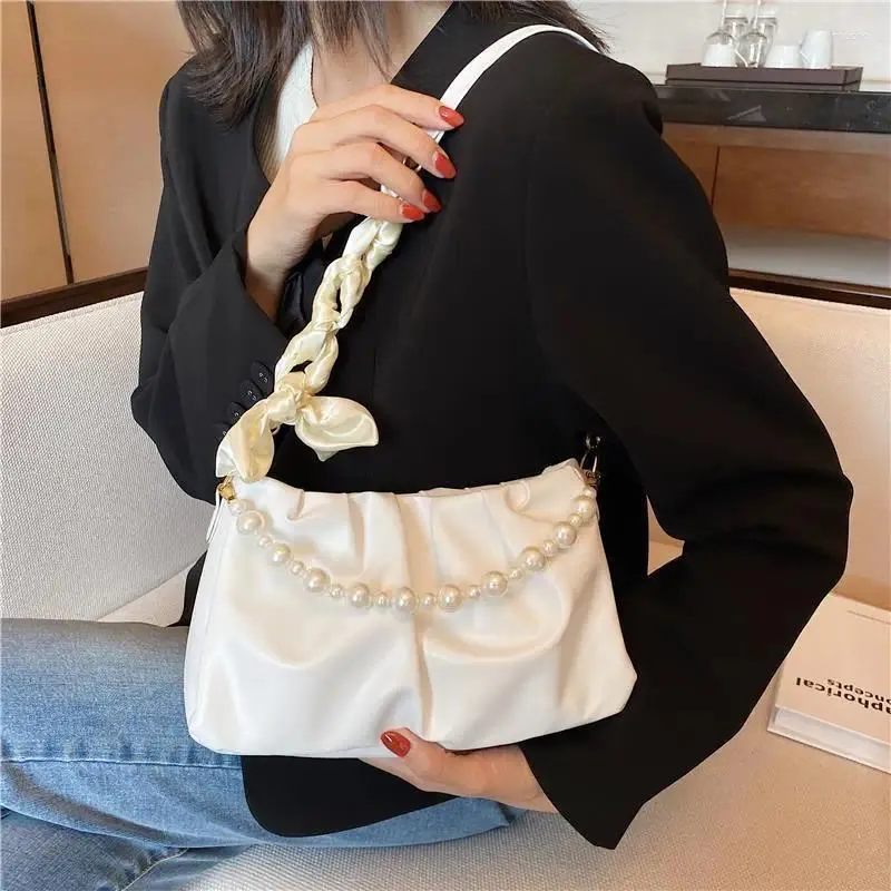 Hobo Fashion Pieted Cross Cohbod Bull Cloud PU PETH Piccole borse per borse da donna Donne Parl Luxury Design Bags