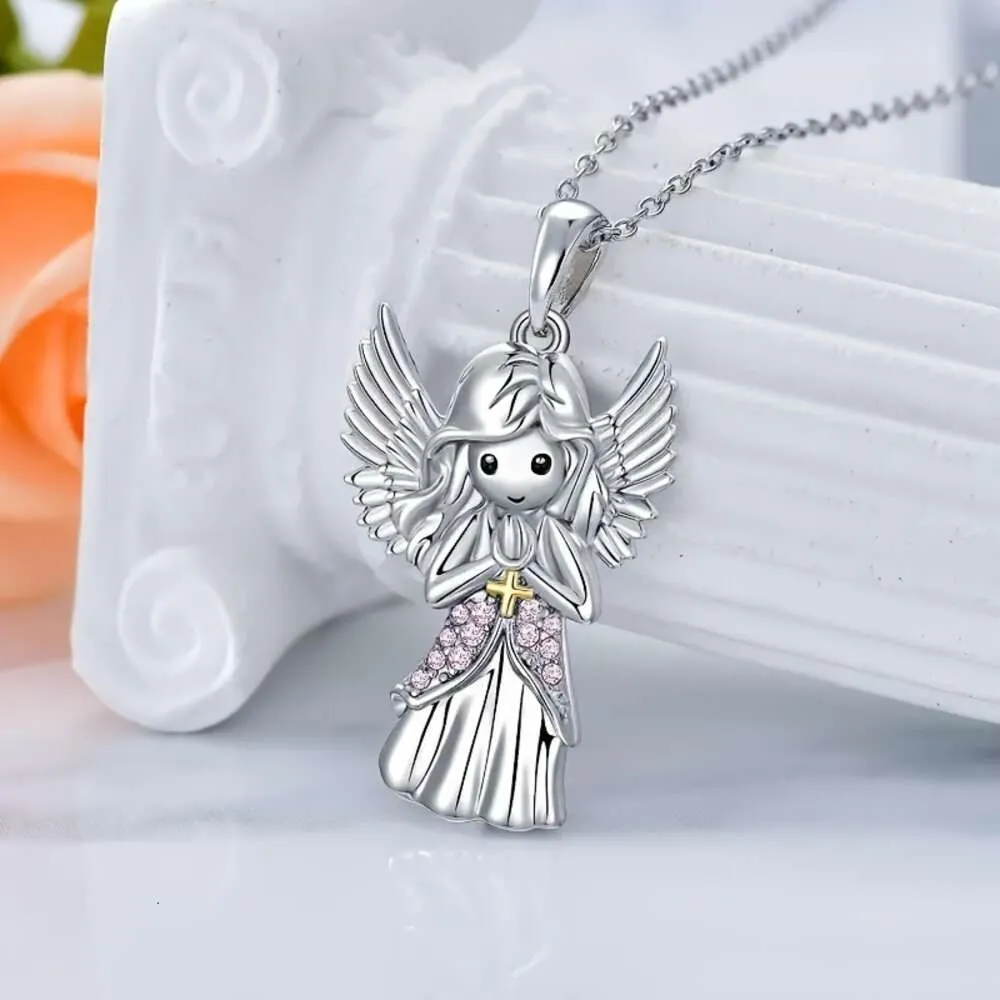 Nouvelle mode japonais et ailes d'ange coréen beau collier petite fille bijoux