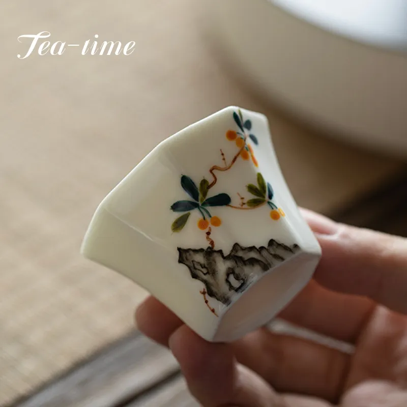 30 ml Boutique Pure Flower Art Flower Art en céramique tasse de thé octogonal Single Cup Home Kung Fu Tea Set Tasting Master Tasse